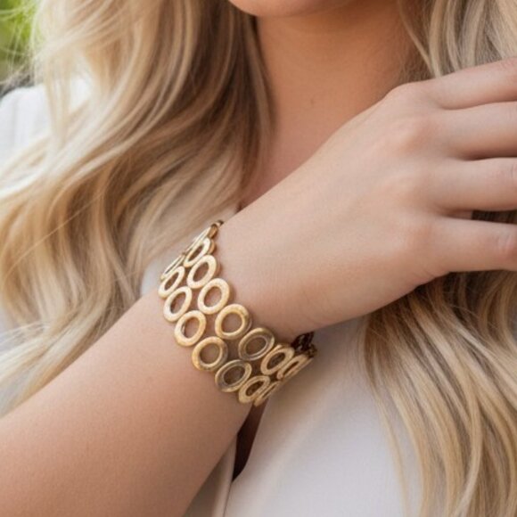 Gold Hammered Oval Stretch Bracelet Minimalist Tiffany Style Stackable Statement - Picture 16 of 16